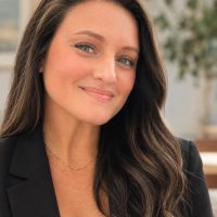 Kelly McGlynn Optometrist Headshot